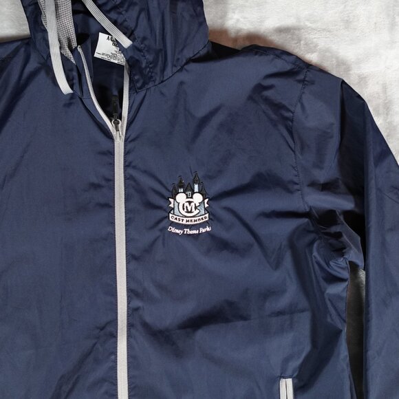 Disney Cast Member Exclusive Jacket Mens M Long Fit Windbreaker Hooded - Picture 2 of 11